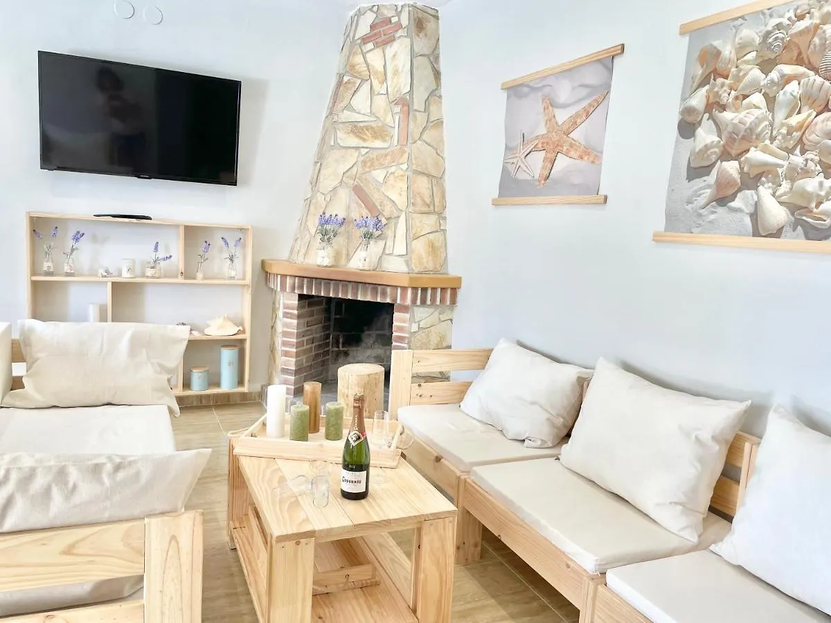 Villa Escaleta Costa Dorada Piscina Salina Y Privada,Barbacoa Les Tres Cales Spain