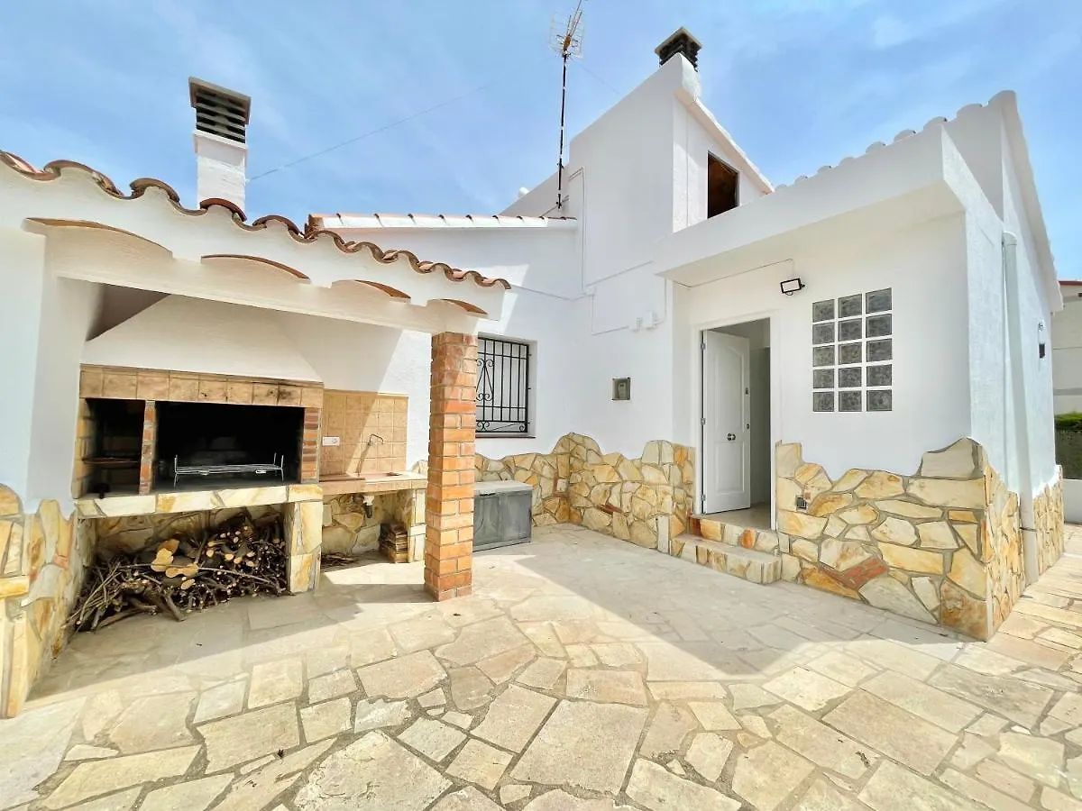 Villa Escaleta Costa Dorada Piscina Salina Y Privada,Barbacoa Les Tres Cales