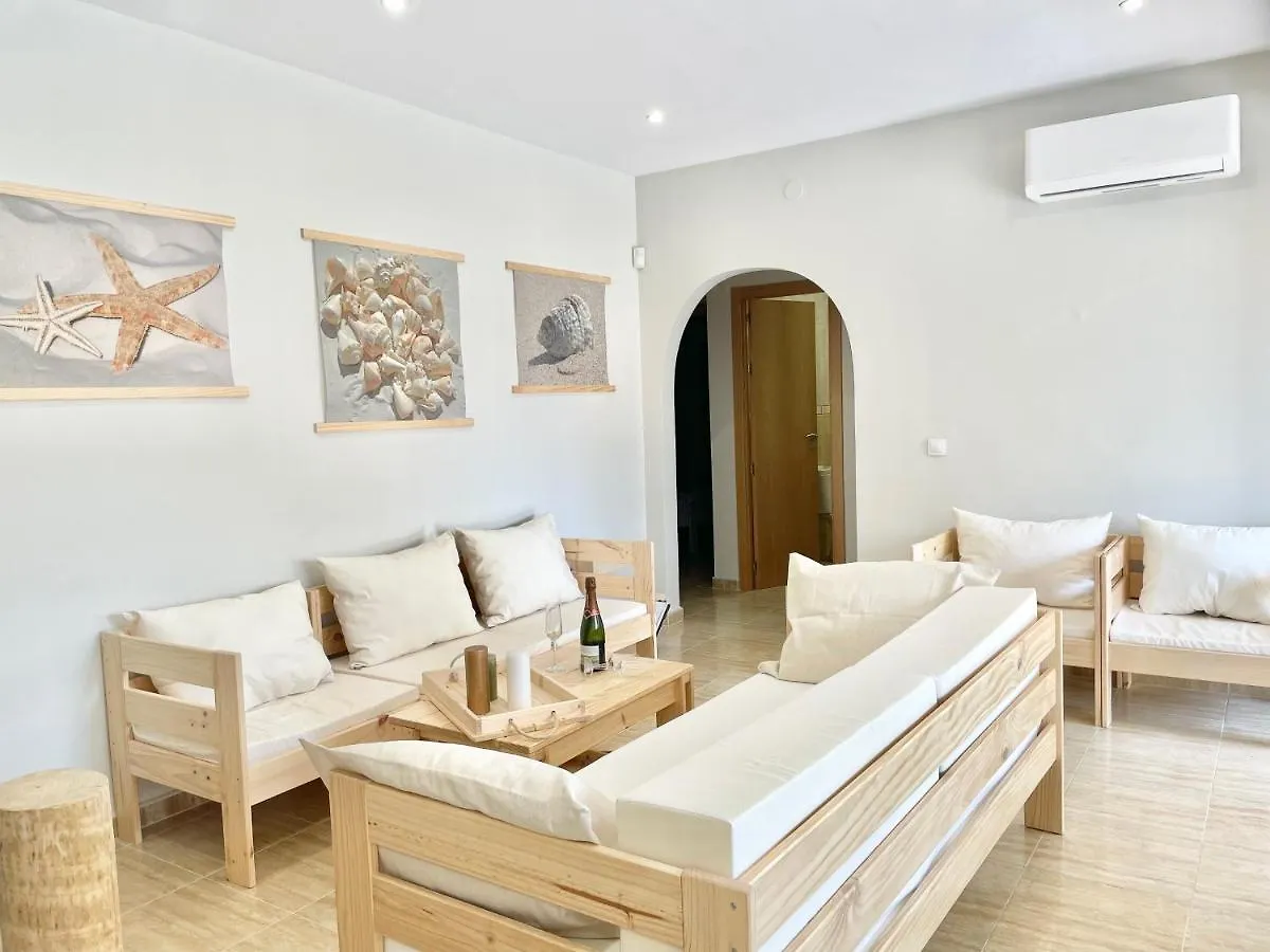 Villa Escaleta Costa Dorada Piscina Salina Y Privada,Barbacoa Les Tres Cales