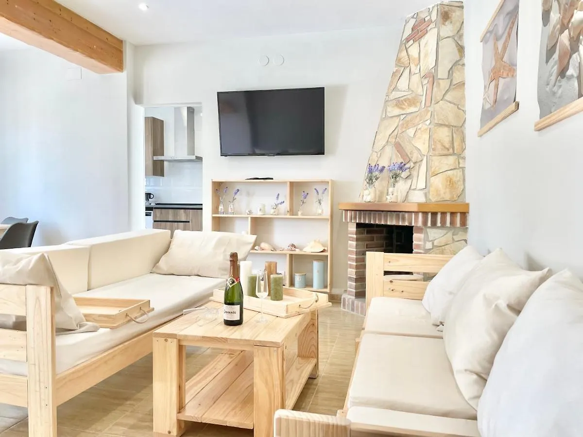 Villa Escaleta Costa Dorada Piscina Salina Y Privada,Barbacoa Les Tres Cales
