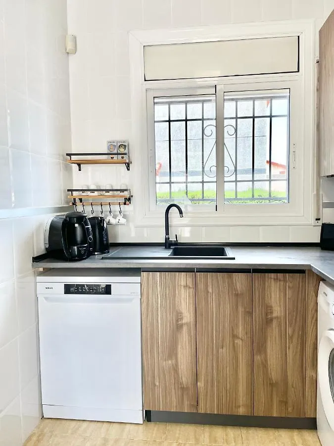 Villa Escaleta Costa Dorada Piscina Salina Y Privada,Barbacoa Les Tres Cales 0*,  Španělsko
